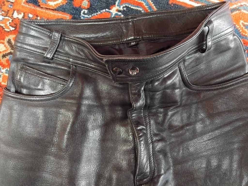Lederen motorbroek (RICHA) + gratis helm, Seconde main, Pantalon | cuir, Hommes, Richa
