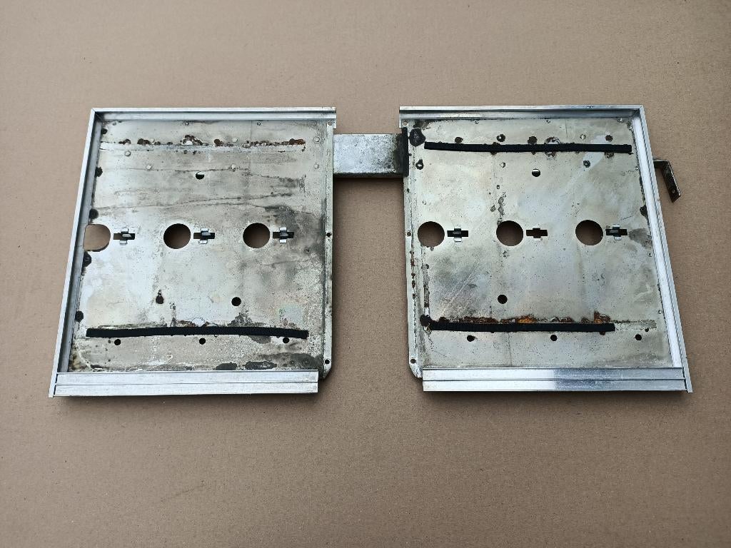 Titelrek Frame AMi K200 (1960) jukebox, Envoi, Ami