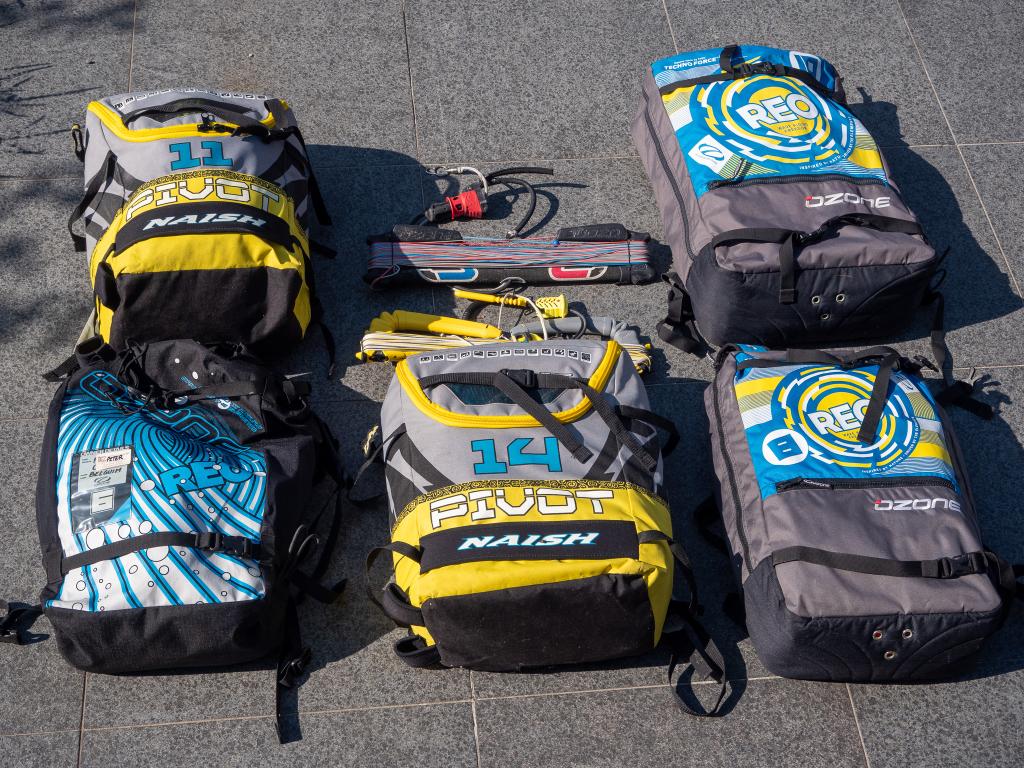 Complete kitesurfset - 5 kites + alle toebehoren, Sports nautiques & Bateaux, Kitesurf, Enlèvement, Utilisé, Ensemble de kite