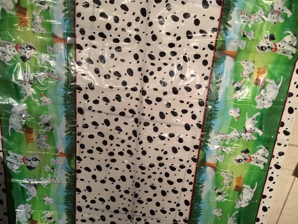 Nappe thème 101 dalmatiens, Maison & Meubles, Nappes, Enlèvement ou Envoi