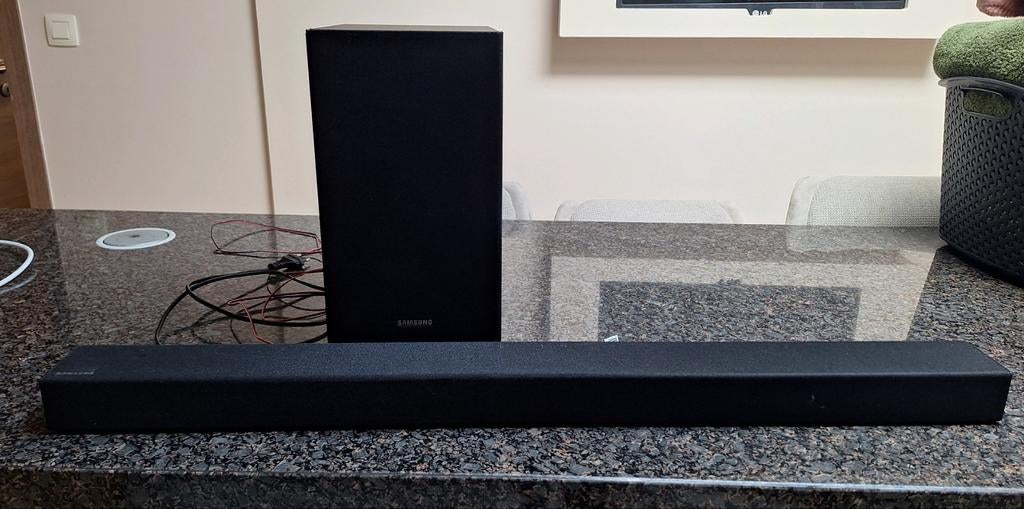 Samsung soundbar. +Bluetooth, Enlèvement