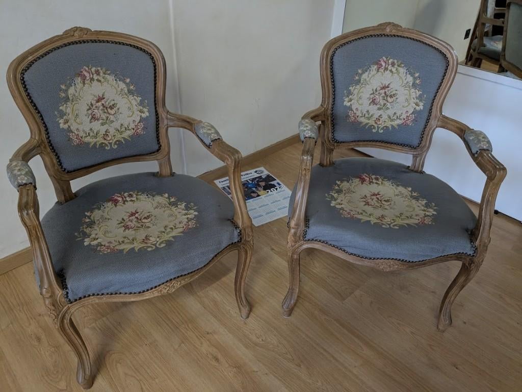 2 chaises longues anciennes de style Louis XVI, Enlèvement
