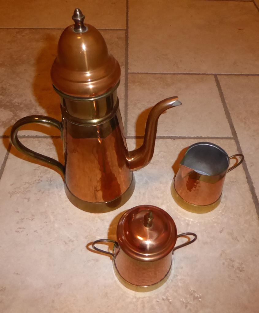 Cafetière, pot à lait et sucrier en cuivre, Enlèvement, Comme neuf
