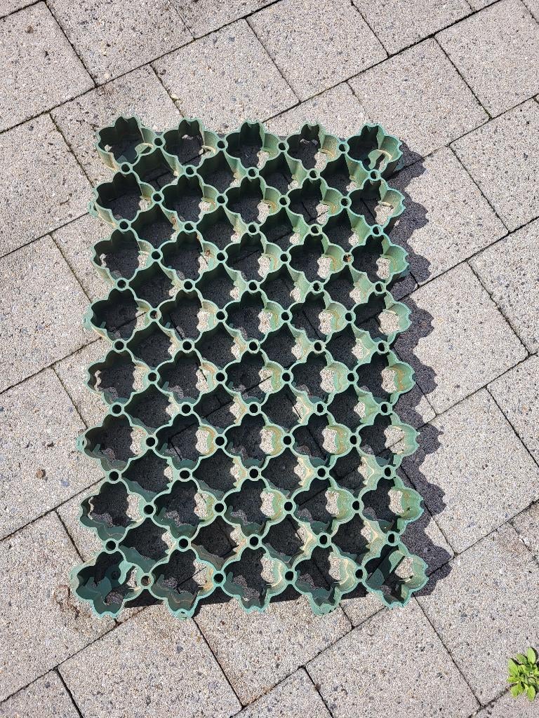 Dalles alvéolées pour graviers ou gazon ., Jardin & Terrasse, Pavé & Dalles, Utilisé, Enlèvement