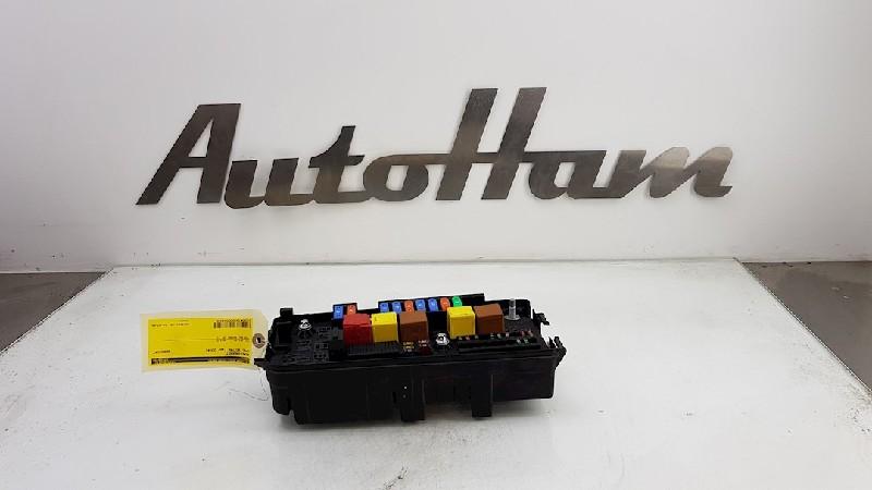 ZEKERINGKAST Opel Vectra C GTS (01-2002/01-2009), Gebruikt, Opel