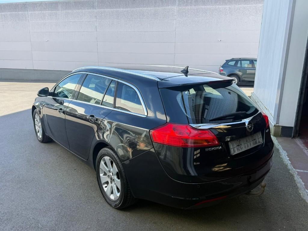 Opel Insignia Sports Tourer SW Automatique 2.0CDTI 96kW, Autos, Opel, Euro 5, Achat, Entreprise, 5 portes