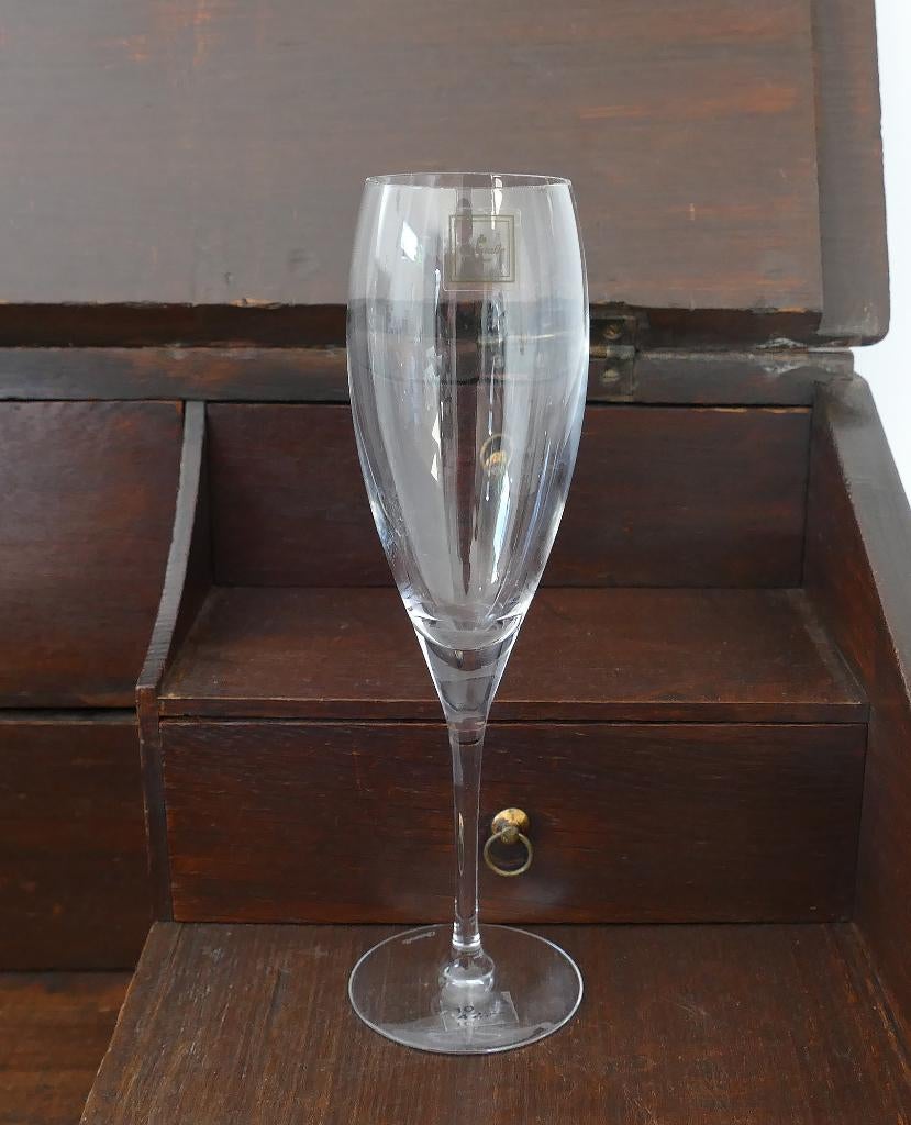 Christofle Champagnefluit, Envoi