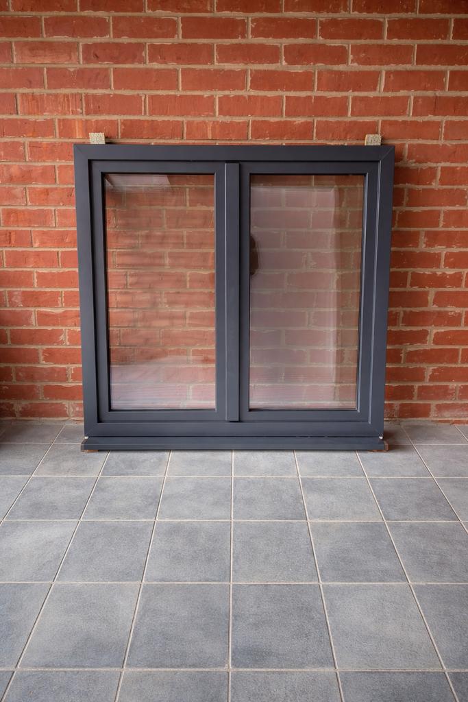 Nouvelle fenêtre à triple vitrage, 75 à 150 cm, 75 à 150 cm, Synthétique, Enlèvement