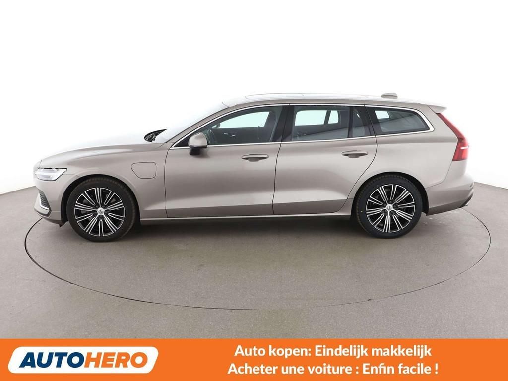 Volvo V60 2.0 T6 Recharge Plug-in Hybrid Core AWD (bj 2022), Auto's, Volvo, Gebruikt, 1969 cc, Beige, 18 g/km
