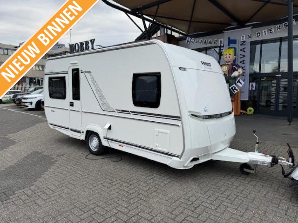 Fendt Bianco Activ 445 SFB 2026 NIEUW BINNEN!, Schokbreker, Vast bed, Treinzit, Fendt