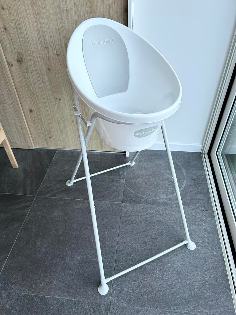 Bain à remous + support + siège, Autres marques, Comme neuf, Enlèvement, Standard