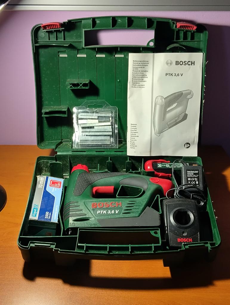 Bosch PTK 3,6V nietmachine + 2 pakjes Rapid nietjes, Ophalen, Gebruikt