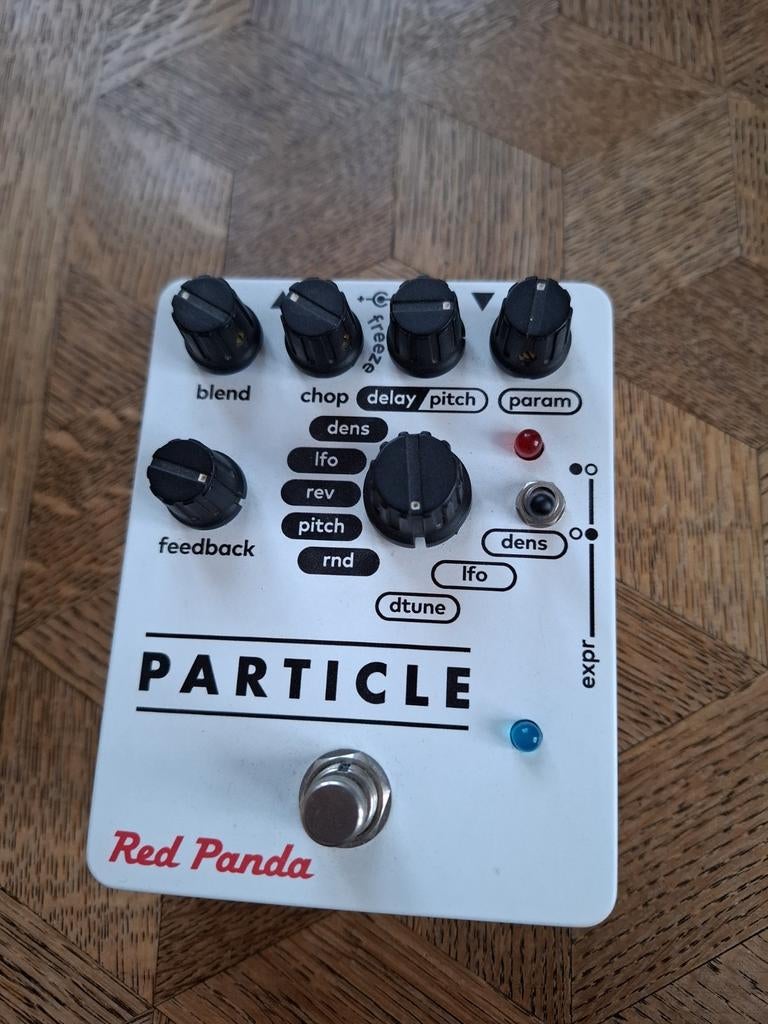 Red Panda particle V1, Muziek en Instrumenten, Effecten, Ophalen