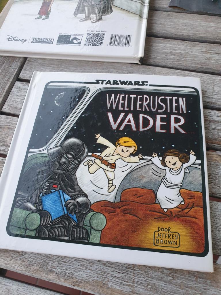 Jeffrey Brown - Welterusten vader.  STAR WARS deel 3, Boeken, Ophalen of Verzenden, Zo goed als nieuw, Jeffrey Brown