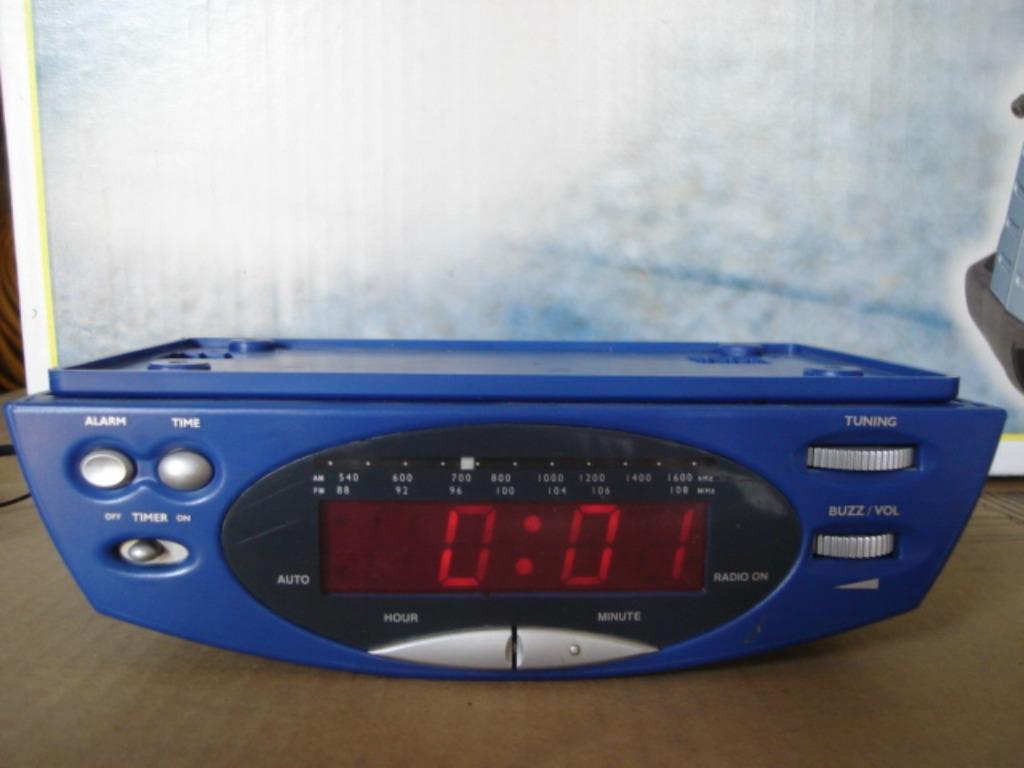 Radio réveil à suspendre pour cuisine ou chambre à coucher, Enlèvement ou Envoi, Radio