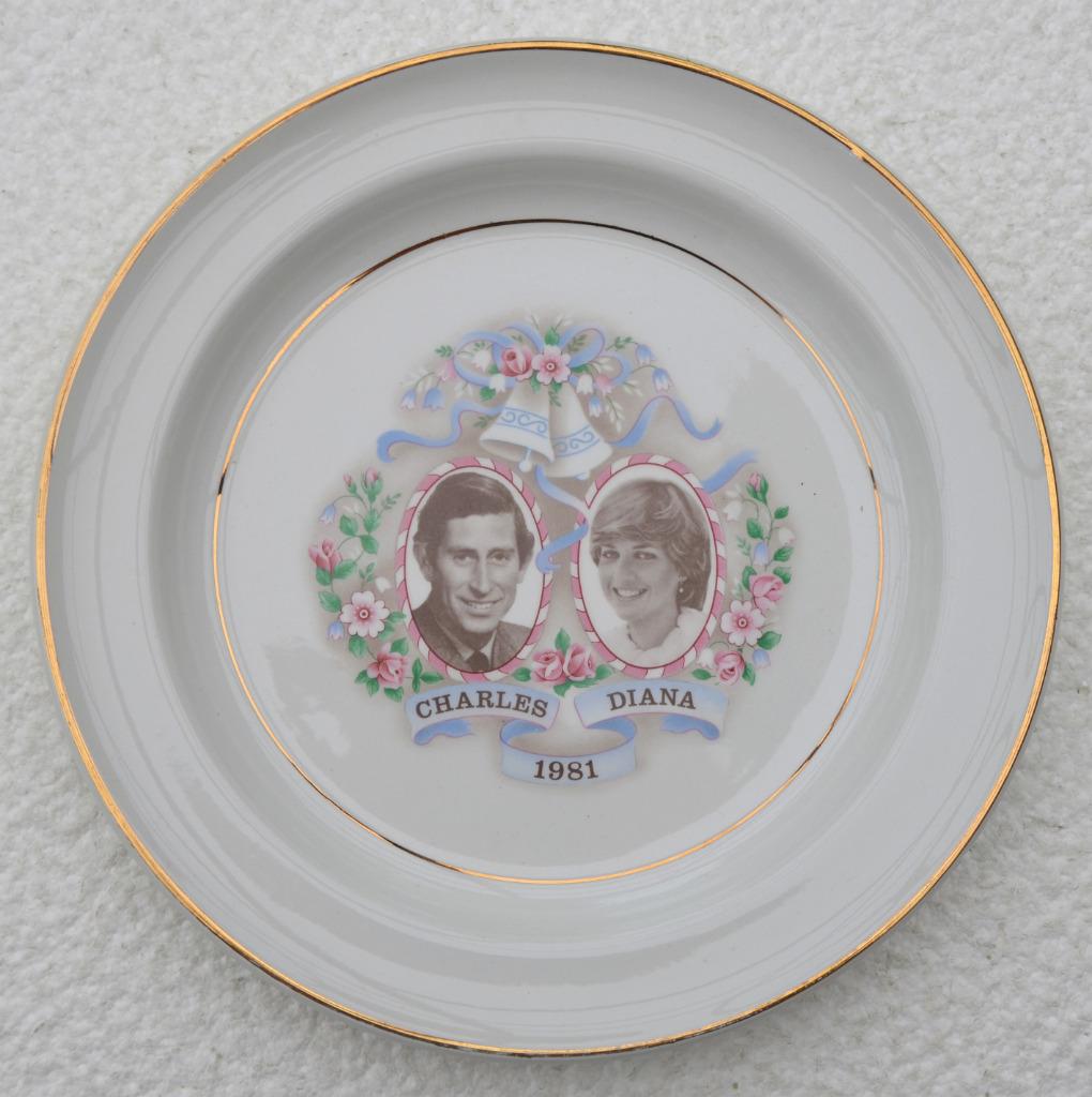 Souvenir Bord, Commemorate Marriage Charles and Diana 1981, Verzamelen, Ophalen of Verzenden, Nieuw, Servies