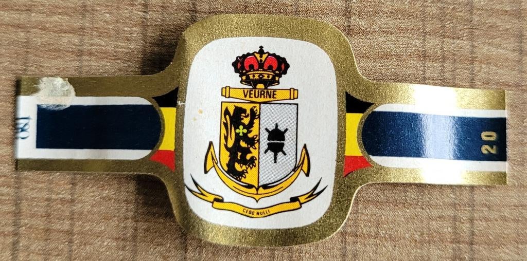 Klein, oud prentje: militaire kentekens zeemacht (Veurne), Verzamelen, Ophalen of Verzenden, Zo goed als nieuw, Overige onderwerpen