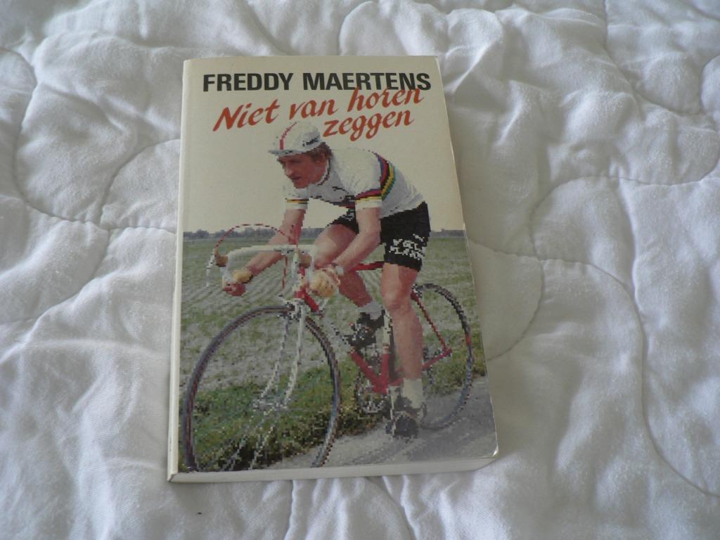 freddy Maertens Niet van horen zeggen, Livres, Livres de sport, Enlèvement ou Envoi, Utilisé, Manu Adriaens, Course à pied et Cyclisme