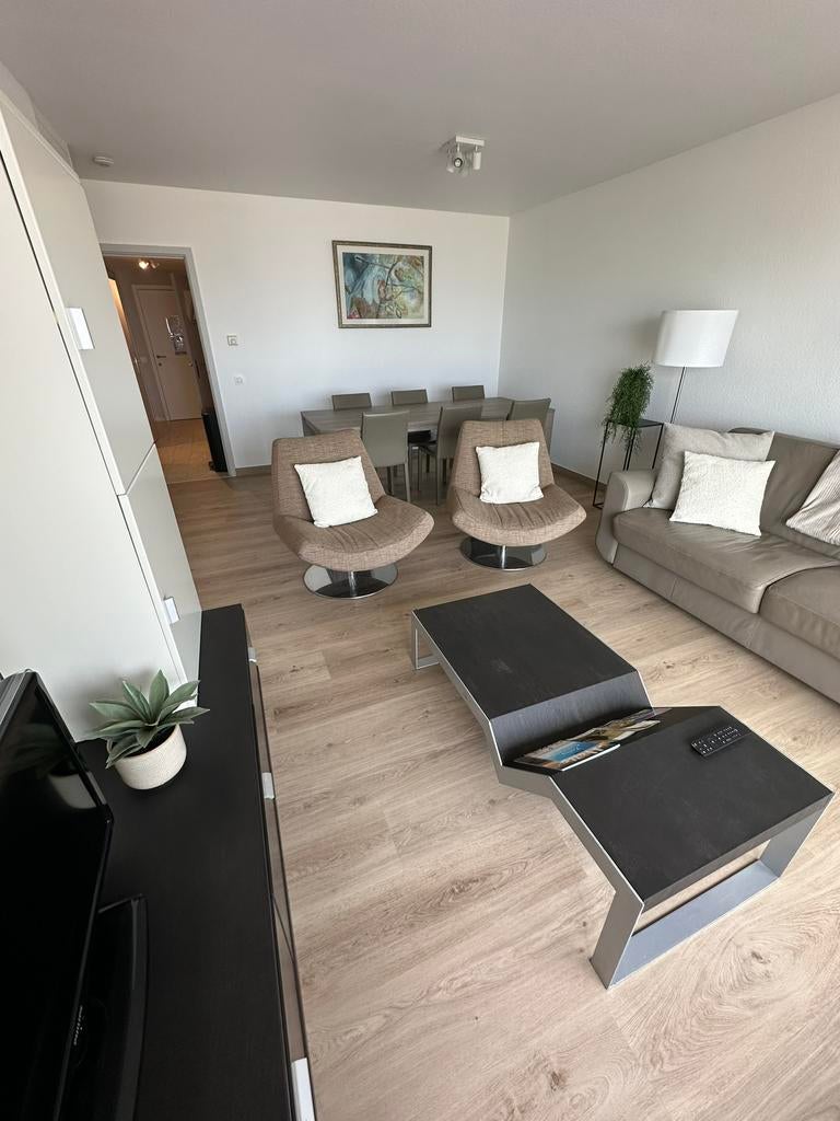Appartement met frontaal zeezicht in Wenduine, 50 m² of meer, Provincie West-Vlaanderen