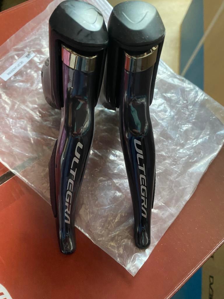 SHIMANO ULTEGRA R8050 DI2 SHIFTER, Enlèvement ou Envoi, Comme neuf