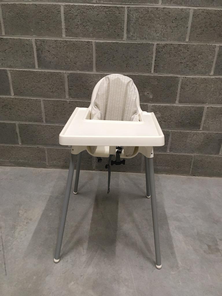 Chaise enfant ikea antilop avec plateau et coussin, Enfants & Bébés, Enlèvement, Comme neuf, Chaise(s)