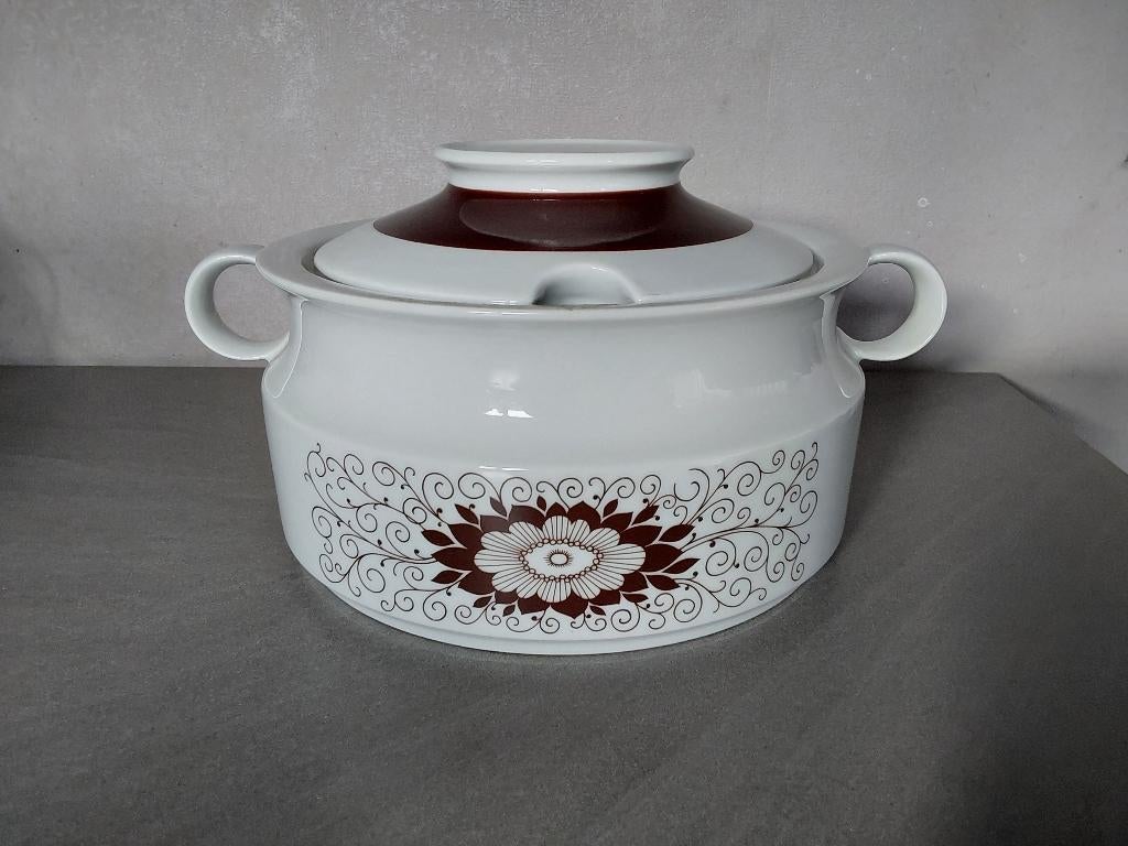 Un bol à soupe vintage avec couvercle, Antiquités & Art, Antiquités | Porcelaine, Enlèvement ou Envoi