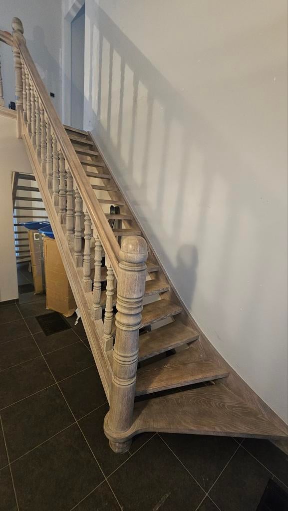 Prachtige eiken trap met leuning, Ophalen, Trap