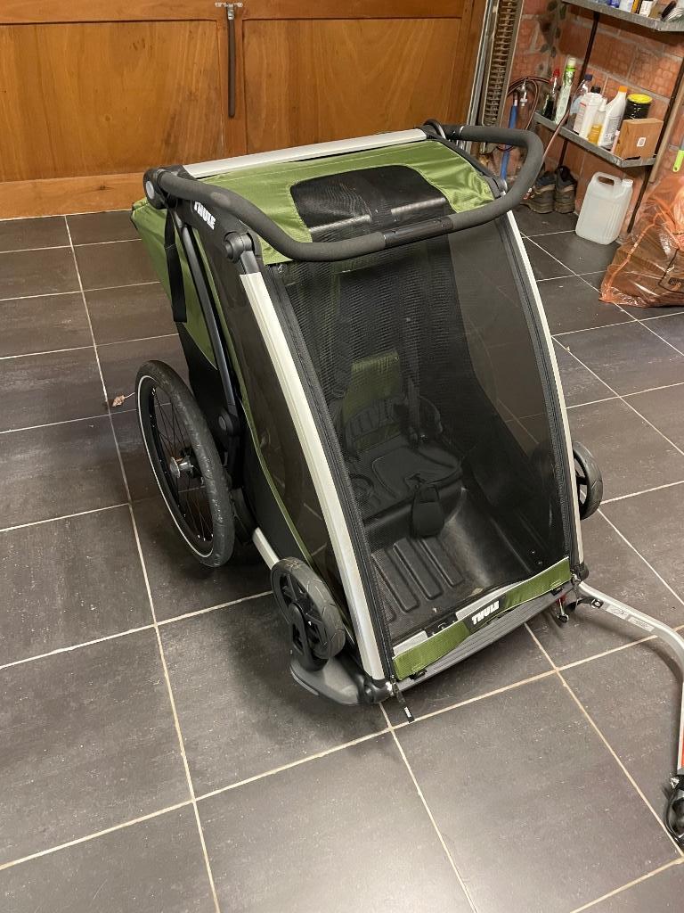 Thule Chariot Cab 2 - Fietskar - Cypres Green, Fietsen en Brommers, Fietsaccessoires | Aanhangwagens en Karren, Zo goed als nieuw