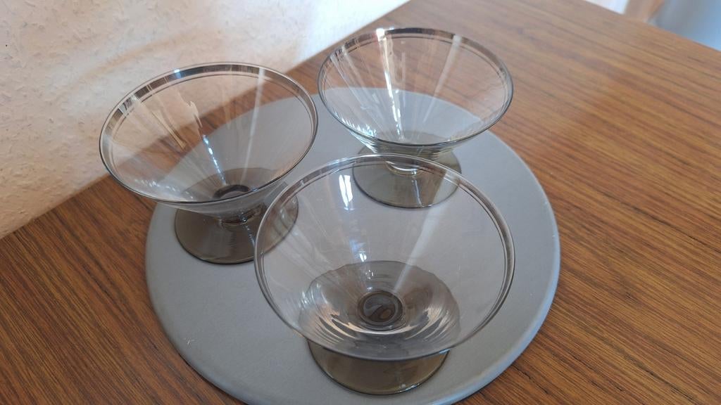 Set van 3 coupe glazen met dubbele zilver rand., Verzamelen, Ophalen of Verzenden