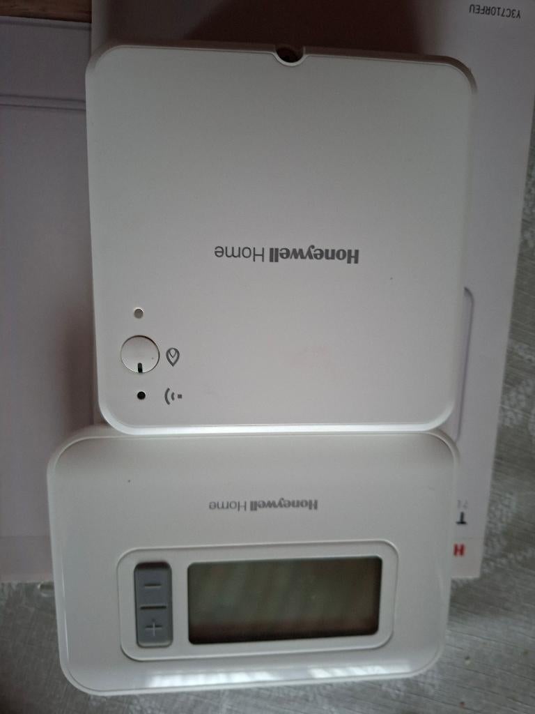 thermostat, Bricolage & Construction, Enlèvement, Neuf, Thermostat