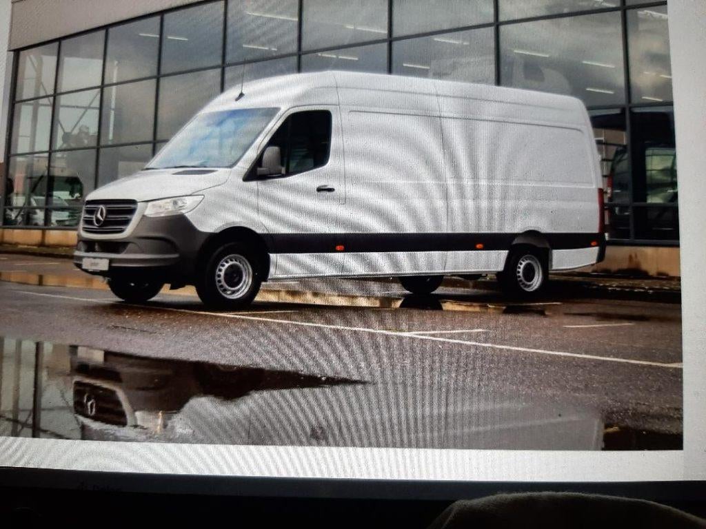 VERHUISWAGEN PER DIRECT BESCHIKBAAR