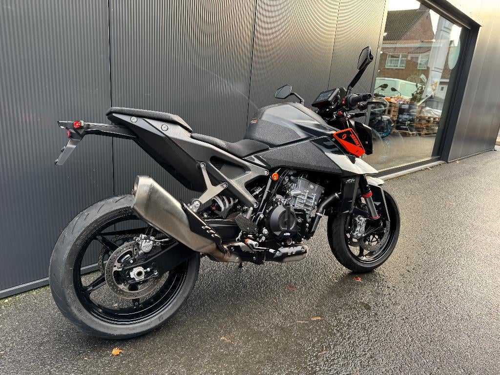 KTM - 990 Duke - foto 2