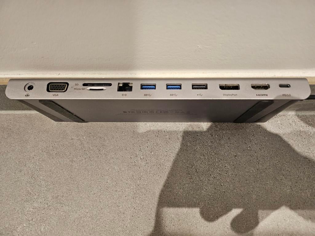 Belkin usb c docking station HDMI, VGA, Dispayport + lader, Ophalen, Belkin, Docking station, Gebruikt