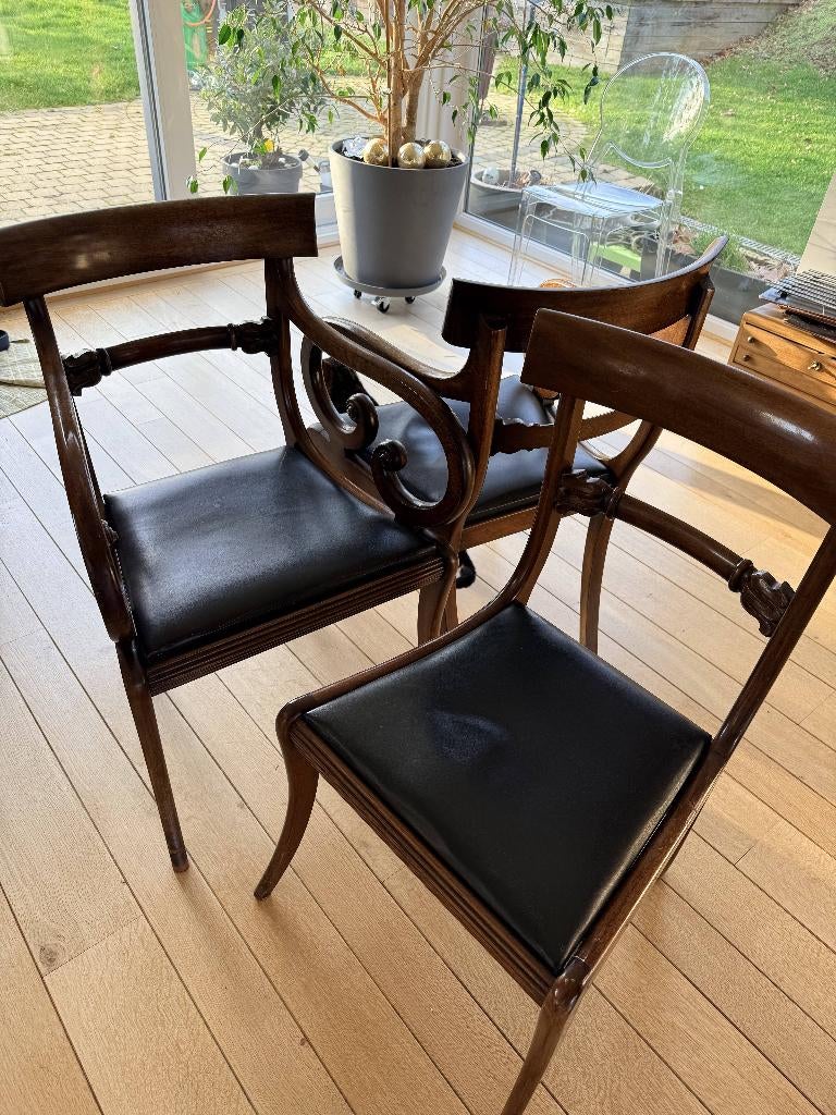 8 chaises anciennes en acajou, dont 2 à dossier sculpté, Antiquités & Art, Enlèvement