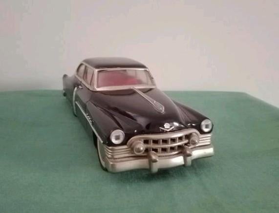 Cadillac Berline 1/43 - 1950, Hobby & Loisirs créatifs, Voitures miniatures | 1:43, Comme neuf, Voiture, Enlèvement ou Envoi