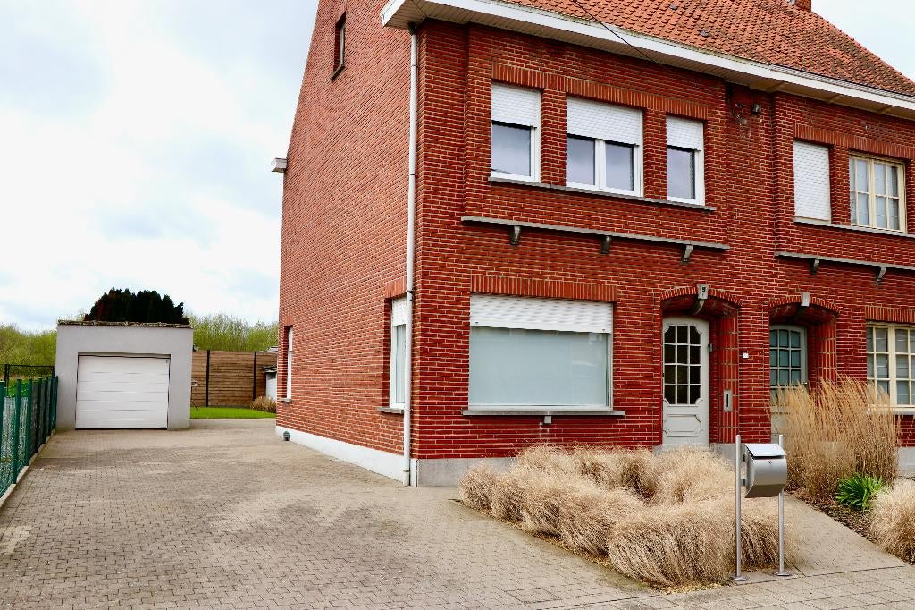 Halfopen woning met tuin en garage, Immo, Twee onder één kap, Direct bij eigenaar, Mechelen