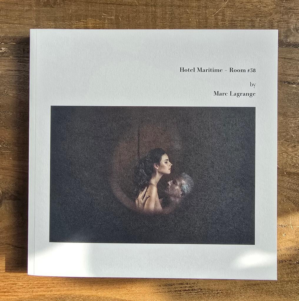 Boek Marc Lagrange Hotel Maritime Room #58 Gesigneerd, Boeken, Ophalen, Zo goed als nieuw, Fotografen