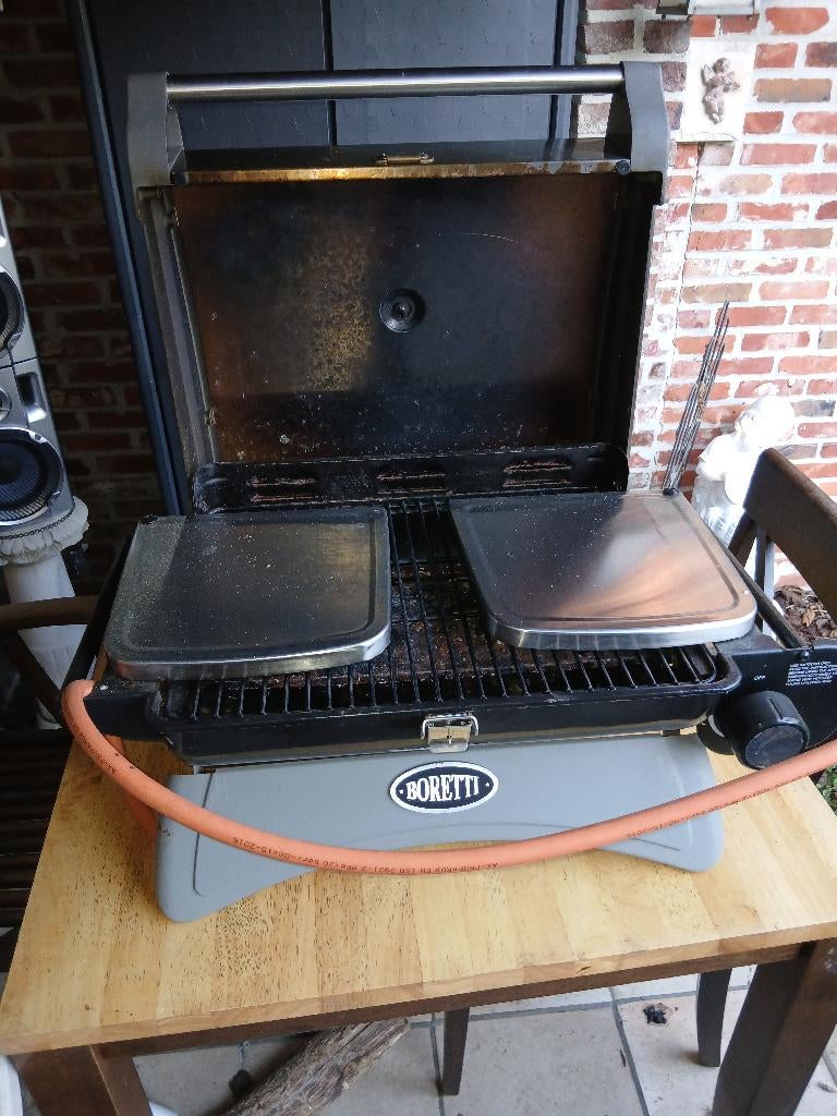 tafel barbecue boretti, Ophalen, Zo goed als nieuw, Boretti