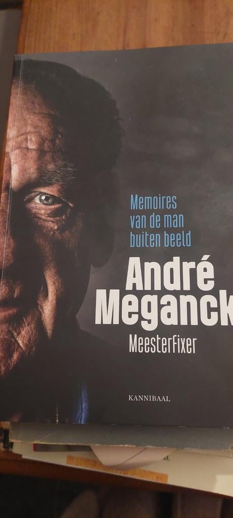 André Meganck - Memoires van de man buiten beeld, Livres, Livres de sport, Enlèvement ou Envoi, André Meganck; Thijs Delrue