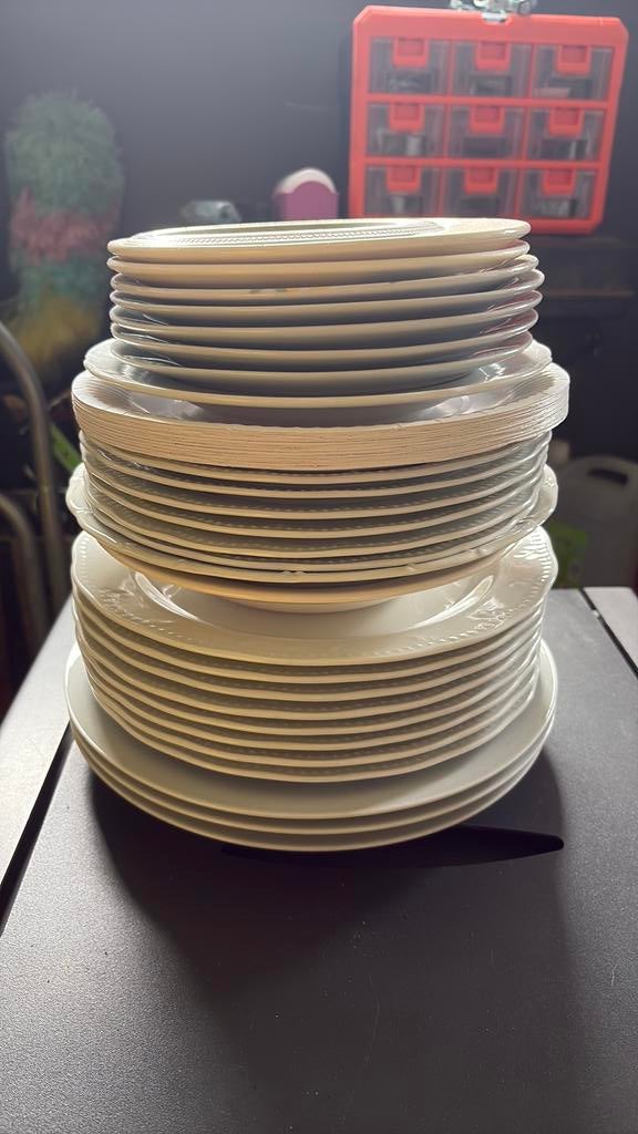 Borden gratis af te halen, Uni, Assiettes(s), Poterie, Enlèvement