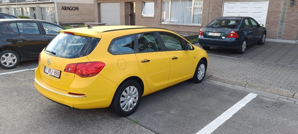 Opel Astra Sport Tourer, Achat, Euro 6, Boîte manuelle, Autres couleurs