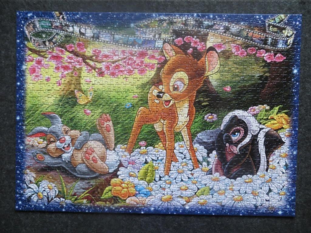 Puzzle 1000 pièces Disney Bambi, Hobby & Loisirs créatifs, Enlèvement ou Envoi, 500 à 1500 pièces, Comme neuf, Puzzle