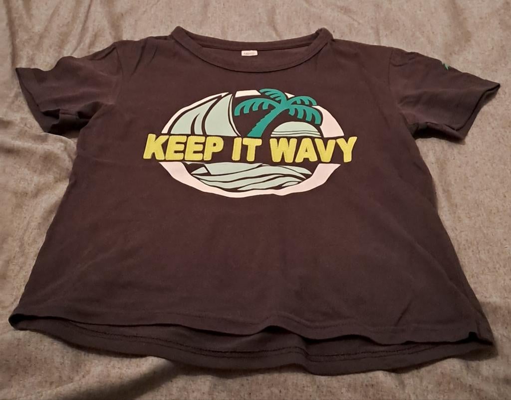 ︎ T-shirt (tailles 146-152), Enfants & Bébés, Enlèvement ou Envoi, Comme neuf, Garçon, Chemise ou À manches longues