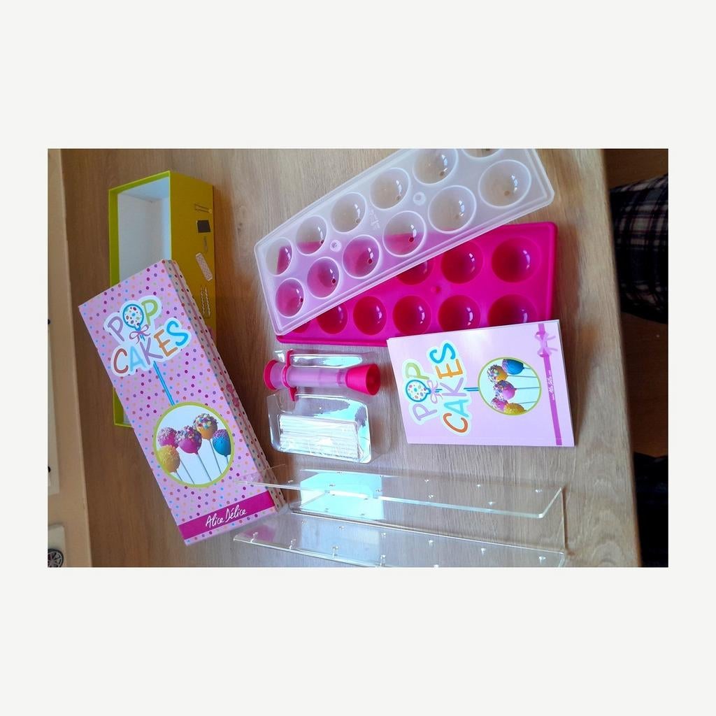 Kit Pop Cakes Alice Délice Neuf, Enlèvement