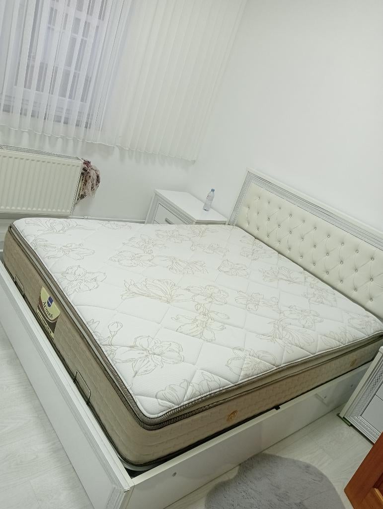 Matelas Queen size, Matelas, Queen size, Enlèvement, Utilisé