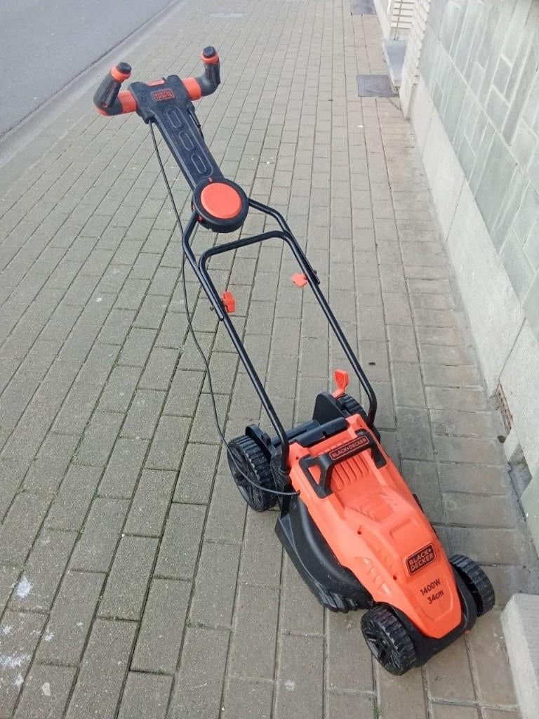 procurez-vous la tondeuse à gazon Black Decker Ostende, Jardin & Terrasse, Comme neuf, Black & Decker, Tondeuses à gazon électriques