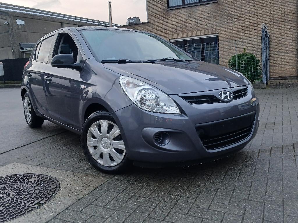 HYUNDAI I20/ 1600cc DIESEL/130.000KM/GEKEURD/2011, Autos, Hyundai, Achat, Entreprise, Boîte manuelle, 5 portes