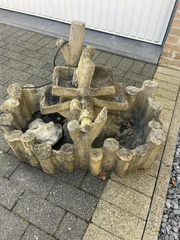 Fontaine, Enlèvement, Comme neuf