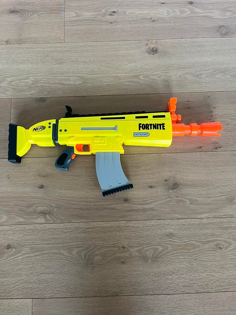 Nerf geweer fortnite, Kinderen en Baby's, Ophalen, Zo goed als nieuw
