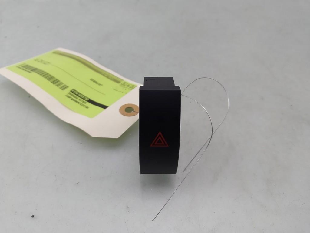 COMMUTATEUR DE FEUX DE DETRESSE Alfa Romeo Stelvio (949), Utilisé, Alfa Romeo